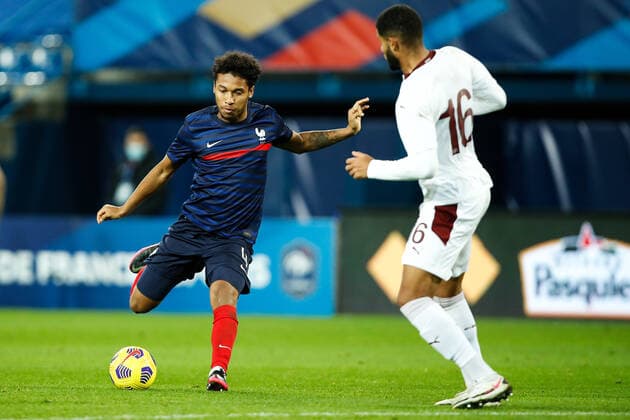 Boubacar Kamara ( France ) - Simon Sohm ( Suisse ) - FOOTBALL : France vs Suisse - Caen - 16 11 2020 FedericoPestellini Panoramic 