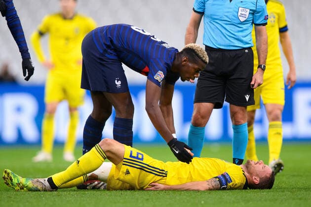 Bilder des Jahres 2020, Sport 11 November Sport Themen der Woche KW47 Sport Bilder des Tages 201117 Paul Pogba of France and Marcus Berg of Sweden during the Nations League football match between France and Sweden on November 17, 2020 in Paris. Photo: Joel Marklund BILDBYRAN kod JM JM0053 bbeng fotboll football soccer fotball landskamp nations league frankrike france sverige sweden sverige a *** 201117 Paul Pogba of France and Marcus Berg of Sweden during the Nations League football match between France and Sweden on November 17, 2020 in Paris Photo Joel Marklund BILDBYRAN kod JM JM0053 bbeng fotboll football soccer fotball landskamp nations league france france sverige sweden sverige a,  Copyright: JOELxMARKLUND BB201117JM032