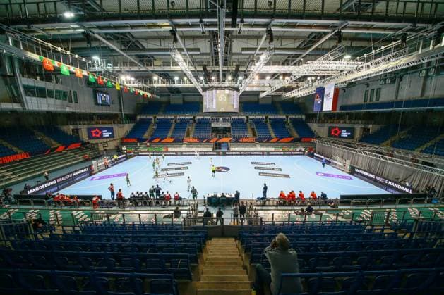 17.11.2020, xtgx, Handball EHF European League, SC Magdeburg - ZSKA Moskau emspor, v.l. Symbolfoto, Symbolfoto Fans, Zuschauer, Publikum, Hygienekonzept, Corona, Abstand leere Halle, Geisterspiel GETEC Arena *** 17 11 2020, xtgx, Handball EHF European League, SC Magdeburg ZSKA Moscow emspor, v l Symbolfoto, Symbolfoto Fans, spectators, audience, hygiene concept, Corona, distance empty hall, ghost game GETEC Arena