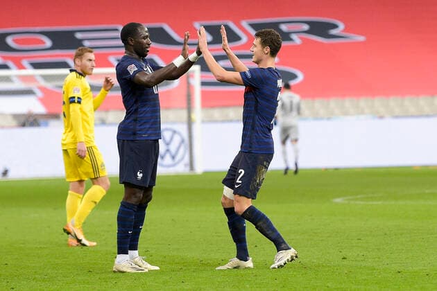 Joie des joueurs de l Equipe de France apres le but de Benjamin Pavard (france) FOOTBALL : France vs Suede - Ligue des Nations - stade de France - 17 11 2020 JBAutissier Panoramic 