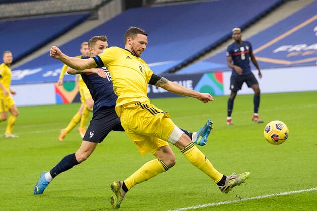 Lucas Digne (France) vs Marcus Berg (Sweden) FOOTBALL : France vs Suede - Ligue des Nations - stade de France - 17 11 2020 JBAutissier Panoramic 