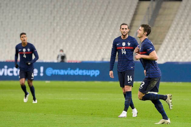 Joie des joueurs de l Equipe de France apres le but de Benjamin Pavard (france) FOOTBALL : France vs Suede - Ligue des Nations - stade de France - 17 11 2020 JBAutissier Panoramic 