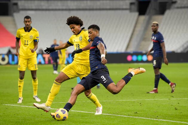 KIMPEMBE PRESNEL (France) vs Jens Lys Cajuste (Sweden) FOOTBALL : France vs Suede - Ligue des Nations - stade de France - 17 11 2020 JBAutissier Panoramic 