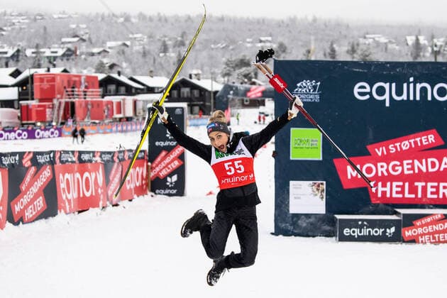 Bilder des Jahres 2020, Sport 11 November Sport Themen der Woche KW47 Sport Bilder des Tages 201121 Therese Johaug of Norway celebrates after the women?s 10 km classic technique interval start during Beitosprinten 2020 on November 21, 2020 in Beitostolen. Photo: Vegard Wivestad Grott BILDBYRAN kod VG VG0072 bbeng skidor cross-country skiing langrenn sesongapning beitosprinten beitostolen klassisk norge norway dam jubel celebration *** 201121 Therese Johaug of Norway celebrates after the women 10 s 10 km classic technique interval start during Beitosprinten 2020 on November 21, 2020 in Beitostolen Photo Vegard Wivestad Grott BILDBYRAN kod VG VG0072 bbeng skidor cross country skiing langrenn sesongapning beitosprinten beitostolen klassisk norway nor jubel celebration,  Copyright: VEGARDxWIVESTADxGRoTT BB201121VG011