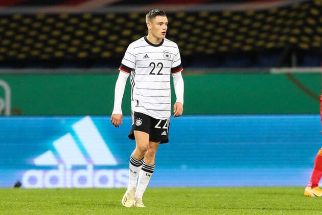 Florian Wirtz (Deutschland,22) - U 21 EM Qualifikationsspiel Deutschland vs. Wales im Eintracht Stadion in Braunschweig - Freisteller,Aktion,Fußball,Mann,Männer,Deutschland,17.11.2020