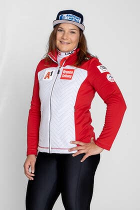 20.10.2020, Schladming, AUT, ÖSV, Ski Alpin Portrait 2020, im Bild Ramona Siebenhofer Ramona Siebenhofer during a photo session of the Austrian Ski Association, Alpine skiing division. Schladming, Austria on 2020 10 20.