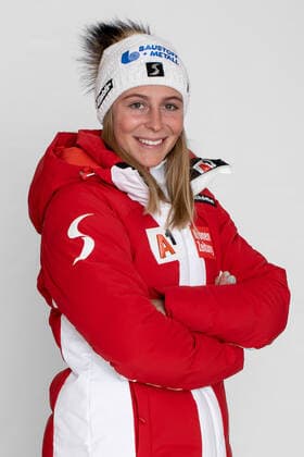 20.10.2020, Schladming, AUT, ÖSV, Ski Alpin Portrait 2020, im Bild Michaela Haider Michaela Haider during a photo session of the Austrian Ski Association, Alpine skiing division. Schladming, Austria on 2020 10 20.