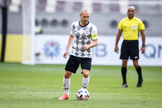 Spanish professional footballer AndrÃ s Iniesta of Vissel Kobe keeps the ball during the group match of 20 21 AFC Champions League (ACL) against Guangzhou Evergrande Taobao F.C., Doha city, Qatar, 25 November 2020. Guangzhou Evergrande Taobao F.C. was defeated by Vissel Kobe with 1-3.
