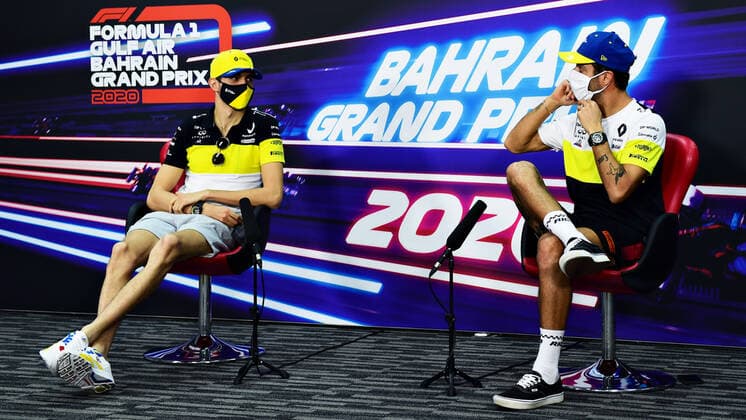Motorsports: FIA Formula One World Championship, WM, Weltmeisterschaft 2020, Grand Prix of Bahrain Motorsports: FIA Formula One World Championship 2020, Grand Prix of Bahrain, 31 Esteban Ocon (FRA, Renault DP World F1 Team), 3 Daniel Ricciardo (AUS, Renault DP World F1 Team),