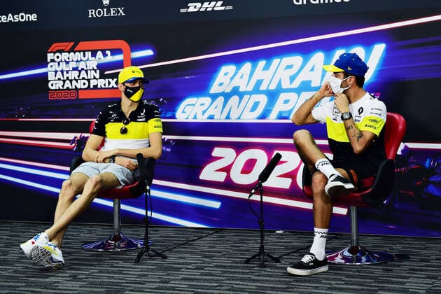 Motorsports: FIA Formula One World Championship, WM, Weltmeisterschaft 2020, Grand Prix of Bahrain Motorsports: FIA Formula One World Championship 2020, Grand Prix of Bahrain, 31 Esteban Ocon (FRA, Renault DP World F1 Team), 3 Daniel Ricciardo (AUS, Renault DP World F1 Team),