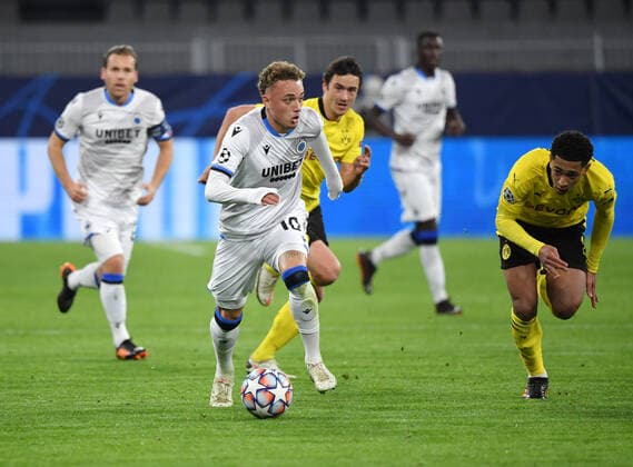 Noa Lang (FC Brügge), rechts Jude Bellingham (Borussia Dortmund) 24.11.2020, Fussball, UEFA Champions League, Saison 2020 2021, 4. Spieltag, Borussia Dortmund - Club Brügge 3:0 Foto: TEAM2sportphoto Dortmund Nordrhein Westfalen Deutschland