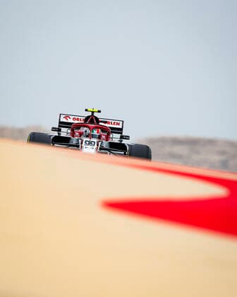 Motorsports: FIA Formula One World Championship, WM, Weltmeisterschaft 2020, Grand Prix of Bahrain, 99 Antonio Giovinazzi (ITA, Alfa Romeo Racing ORLEN), Sakhir Bahrain