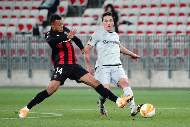Nadiem Amiri (Bayer Leverkusen) - Dan Ndoye (OGC Nice) FOOTBALL : OGC Nice vs Bayer Leverkusen - Europa Ligue - Nice - 03 12 2020 NorbertScanella PanoramiC 