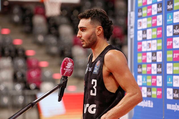 BBL easyCredit Basketball Bundesliga Saison 2020 2021 4. Spieltag am Donnerstag, 03. Dezember 2020 im Telekom Dome: Telekom Baskets Bonn - Hamburg Towers Max DiLeo ( Towers ) Telekom Baskets Bonn - Hamburg Towers