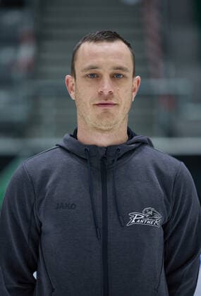 Oliver Rönsch (Physiotherapeut Augsburger Panther), DEL, Porträttermin 2020 2021,