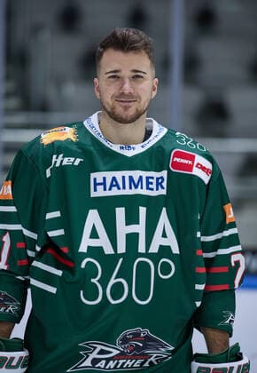 David Stieler (Augsburger Panther 21), DEL, Porträttermin 2020 2021,