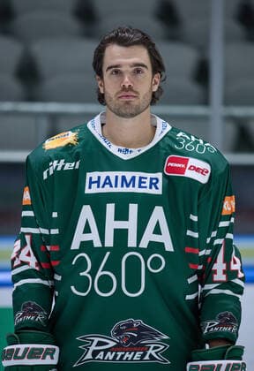 Michael Clarke (Augsburger Panther 44), DEL, Porträttermin 2020 2021,
