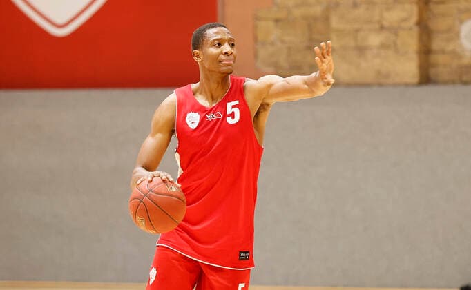 Deutschland, Wuerzburg, Trainingszentrum s.Oliver Wuerzburg, 04.12.2020, emspor, emonline, despor, deonline, Training s.Oliver Wuerzburg mit Justin Sears Bild: v. li Startet Justin Sears (s.Oliver Wuerzburg) gegen Braunschweig erstmalig fuer s.Oliver Wuerzburg in der BBL, nach ueberstandener Verletzung Copyright: HMBxMedia xHeikoxBecker