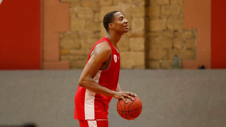 Deutschland, Wuerzburg, Trainingszentrum s.Oliver Wuerzburg, 04.12.2020, emspor, emonline, despor, deonline, Training s.Oliver Wuerzburg mit Justin Sears Bild: v. li Startet Justin Sears (s.Oliver Wuerzburg) gegen Braunschweig erstmalig fuer s.Oliver Wuerzburg in der BBL, nach ueberstandener Verletzung Copyright: HMBxMedia xHeikoxBecker