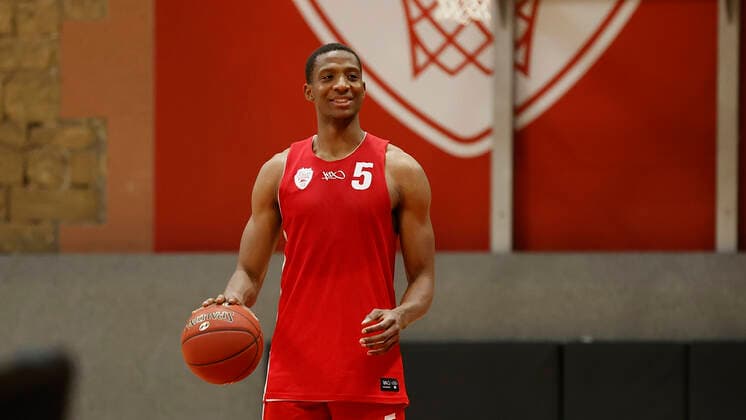 Deutschland, Wuerzburg, Trainingszentrum s.Oliver Wuerzburg, 04.12.2020, emspor, emonline, despor, deonline, Training s.Oliver Wuerzburg mit Justin Sears Bild: v. li Startet Justin Sears (s.Oliver Wuerzburg) gegen Braunschweig erstmalig fuer s.Oliver Wuerzburg in der BBL, nach ueberstandener Verletzung Copyright: HMBxMedia xHeikoxBecker