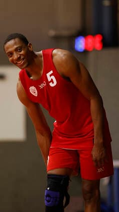 Deutschland, Wuerzburg, Trainingszentrum s.Oliver Wuerzburg, 04.12.2020, emspor, emonline, despor, deonline, Training s.Oliver Wuerzburg mit Justin Sears Bild: v. li Startet Justin Sears (s.Oliver Wuerzburg) gegen Braunschweig erstmalig fuer s.Oliver Wuerzburg in der BBL, nach ueberstandener Verletzung Copyright: HMBxMedia xHeikoxBecker
