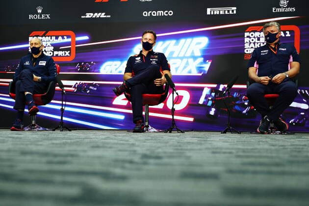 Motorsports: FIA Formula One World Championship, WM, Weltmeisterschaft 2020, Grand Prix of Sakhir Motorsports: FIA Formula One World Championship 2020, Grand Prix of Sakhir, Franz Tost (AUT, Scuderia AlphaTauri Honda), Christian Horner (GBR, Aston Martin Red Bull Racing), Otmar Szafnauer (ROU, BWT Racing Point F1 Team),