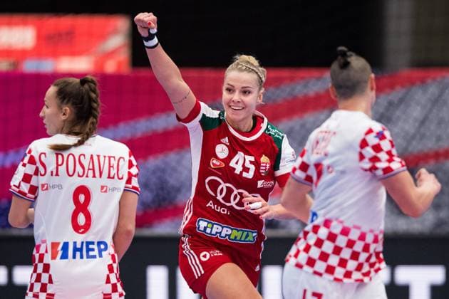 201204 Noemi Hafra of Hungary celebrates during the EHF European Handball Championship match between Hungary and Croatia on December 4, 2020 in Kolding. Photo: Petter Arvidson BILDBYRAN kod PA PA0122 handball handboll handball ehf euro 2020 em 2020 handball championship 2020 handbolls-em 2020 hungary croatia day 2 dam bbeng jubel Copyright: PETTERxARVIDSON BB201204PA052