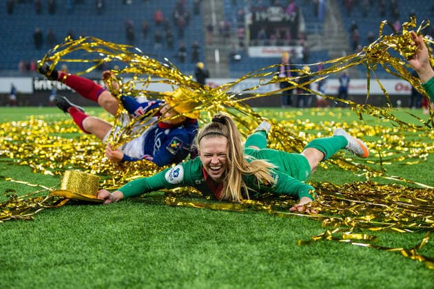 Bilder des Jahres 2020, Sport 12 Dezember Sport Themen der Woche KW49 Sport Bilder des Tages Fußball, Damen, Valerenga IF Oslo feiert Gewinn der norwegischen Meisterschaft 201206 goalkeeper Jalen Justine Tompkins of Valerenga celebrates after the Toppserien football match between Valerenga and Arna-Bjornar on December 6, 2020 in Oslo. Photo: Vegard Wivestad Grott BILDBYRAN kod VG VG0079 bbeng dam fotboll football fotball tfk toppserien vif valerenga arnabjornar arna jubel *** 201206 goalkeeper Jalen Justine Tompkins of Valerenga celebrates after the Toppserien football match between Valerenga and Arna Bjornar on December 6, 2020 in Oslo Photo Vegard Wivestad Grott BILDBYRAN kod VG VG0079 bbeng dam fotboll football fotball tfk toppserien vif valerenga arnabjornar arna jubel,  Copyright: VEGARDxWIVESTADxGRoTT BB201206VG038