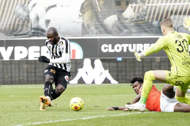 19 STEPHANE BAHOKEN (SCO) FOOTBALL : Angers vs Lorient - Ligue 1 Uber Eats - 06 12 2020 FEP Panoramic 