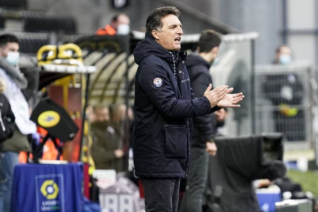 CHRISTOPHE PELISSIER (ENTRAINEUR LORIENT) FOOTBALL : Angers vs Lorient - Ligue 1 Uber Eats - 06 12 2020 FEP Panoramic 