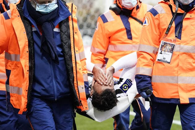 13 SOFIANE BOUFAL (SCO) - DECEPTION - BLESSURE - CIVIERE FOOTBALL : Angers vs Lorient - Ligue 1 Uber Eats - 06 12 2020 FEP Panoramic 