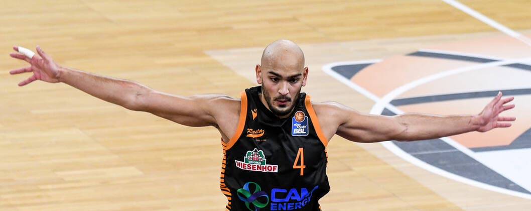 GER, BBL, ratiopharm ulm vs RASTA Vechta 06.12.2020, ratiopharm arena, Neu-Ulm, GER, BBL, ratiopharm ulm vs RASTA Vechta, im Bild Stefan Peno (Vechta, 4)