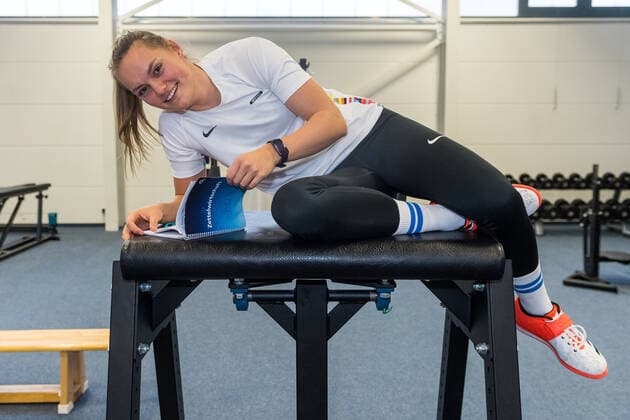 Inken Henningsen (27, SV Halle) sattelt um vom Basketball zu den Bobanschieberinnen und trainiert bei der Leichtathletik Gruppe um Bundestrainer Wolfgang Kühne Halle Saale Sachsen-Anhalt Deutschland