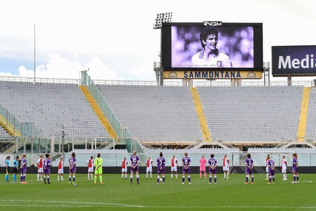 A minute of silence for Paolo Rossi during Fiorentina Femminile vs Slavia Praga, UEFA Champions League Women football match in florence, Italy, December 10 2020  Copyright: xLM LisaxGuglielmix xIPAx xLivexMediax 0