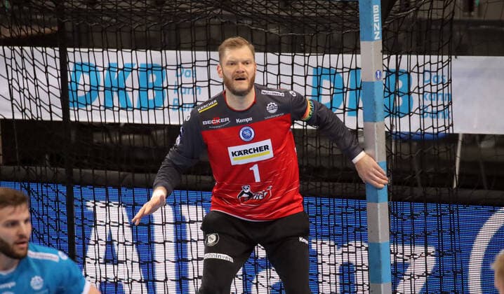 10.12.20 TVB Stuttgart - GWD Minden Deutschland, Stuttgart, 10.12.2020, Handball, DKB Bundesliga, Saison 2020 2021, TVB Stuttgart - GWD Minden: Johannes Bitter (TVB Stuttgart).