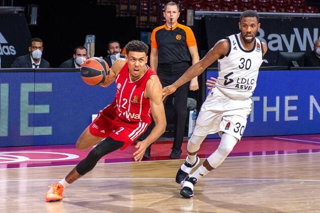 Wade Baldwin 2 (FC Bayern), Norris Cole 30 (Asvel Lyon Villeurbanne), FC Bayern Basketball vs. Asvel Villeurbanne, Basketball, Euroleague, 11.12.2020 Muenchen Bayern Deutschland