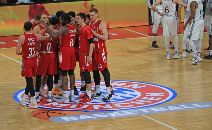 11.12.2020, EuroLeague, FC Bayern Basketball vs Villeurbanne, Audi Dome, im Bild: Sieger vs Villeurbanne FCB Basketball