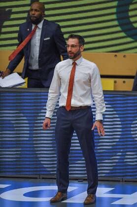 GER, Basketball, RASTA Vechta vs Telekom Baskets Bonn 11.12.2020, RASTA Dome, Vechta, GER, easy Credit-BBL, RASTA Vechta vs Telekom Baskets Bonn, im Bild am Rande der Bande Thomas PÄCH PAECH (Rasta Vechta Headcoach Coach ) Derrick ALLEN (Rasta Vechta Assistant Coach )