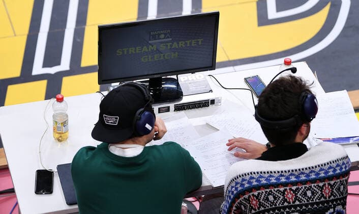 Basketball 2. Bundesliga 2020 2021 11. Spieltag 12.12.2020 Tigers Tuebingen - Artland Dragons Moderatoren des Livestream von Sportdeutschland TV