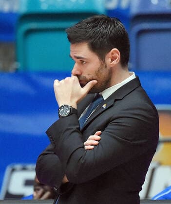 12.12.2020, xhbx, Basketball BBL Bundesliga, Frankfurt Skyliners - MHP Riesen Ludwigsburg emspor, v.l. Trainer Sebastian Gleim (Head Coach, Fraport Skyliners Frankfurt) (DFL DFB REGULATIONS PROHIBIT ANY USE OF PHOTOGRAPHS as IMAGE SEQUENCES and or QUASI-VIDEO) Frankfurt am Main