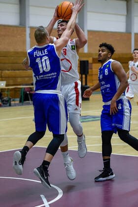 Barmer 2. Basketball Bundesliga ProB, Rheinstars Koeln vs. TKS 49ers Stahnsdorf, 12.12.2020 Yannick Kneesch (RheinStars Koeln 3), Barmer 2. Basketball Bundesliga ProB, Rheinstars Koeln vs. TKS 49ers Stahnsdorf am 12.12.2020 in der ASV Koeln in Koeln (Nordrhein-Westfalen) Copyright: xBEAUTIFULxSPORTS Mueller-Laschetx
