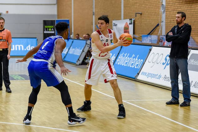 Barmer 2. Basketball Bundesliga ProB, Rheinstars Koeln vs. TKS 49ers Stahnsdorf, 12.12.2020 Benedict van Laack (RheinStars Koeln 44), Barmer 2. Basketball Bundesliga ProB, Rheinstars Koeln vs. TKS 49ers Stahnsdorf am 12.12.2020 in der ASV Koeln in Koeln (Nordrhein-Westfalen) Copyright: xBEAUTIFULxSPORTS Mueller-Laschetx