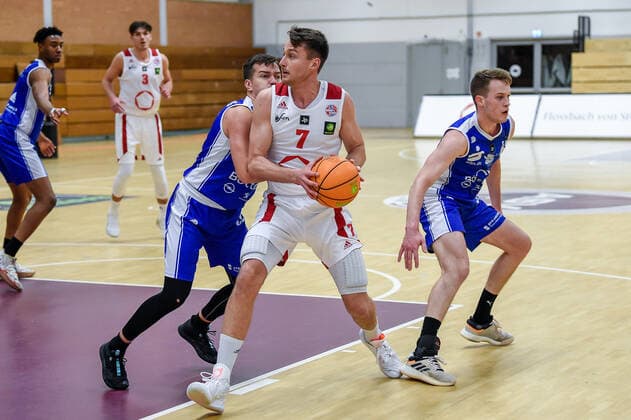 Barmer 2. Basketball Bundesliga ProB, Rheinstars Koeln vs. TKS 49ers Stahnsdorf, 12.12.2020 Thomas Michel (RheinStars Koeln 7), Barmer 2. Basketball Bundesliga ProB, Rheinstars Koeln vs. TKS 49ers Stahnsdorf am 12.12.2020 in der ASV Koeln in Koeln (Nordrhein-Westfalen) Copyright: xBEAUTIFULxSPORTS Mueller-Laschetx