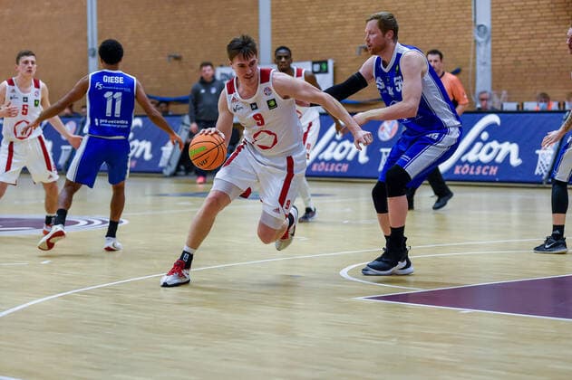 Barmer 2. Basketball Bundesliga ProB, Rheinstars Koeln vs. TKS 49ers Stahnsdorf, 12.12.2020 Florian Wendeler (RheinStars Koeln 9), Barmer 2. Basketball Bundesliga ProB, Rheinstars Koeln vs. TKS 49ers Stahnsdorf am 12.12.2020 in der ASV Koeln in Koeln (Nordrhein-Westfalen) Copyright: xBEAUTIFULxSPORTS Mueller-Laschetx