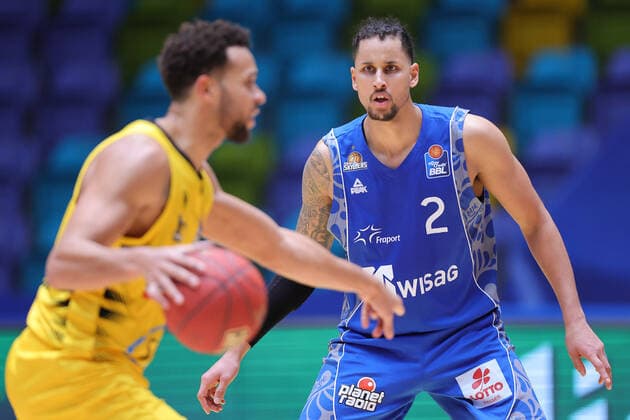 Fraport Skyliners - MHP RIESEN Ludwigsburg, easyCredit BBL Michael Kessens (Fraport Skyliners, 2). Basketball-Spiel der easyCredit BBL zwischen den Fraport Skyliners und den MHP RIESEN Ludwigsburg am 12. Dezember 2020 in der Fraport-Arena in Frankfurt am Main., Frankfurt am Main Hessen Deutschland Fraport-Arena