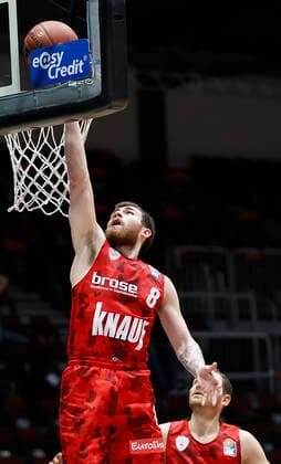 Deutschland, Chemnitz, Messe Chemnitz, 12.12.2020, emspor, emonline, despor, deonline, NINERS Chemnitz vs. s.Oliver Wuerzburg, Basketball, BBL Bild: v. li. Tayler Persons (s.Oliver Wuerzburg) DFL REGULATIONS PROHIBIT ANY USE OF PHOTOGRAPHS AS IMAGE SEQUENCES AND OR QUASI-VIDEO. Copyright: HMBxMedia xHeikoxBecker