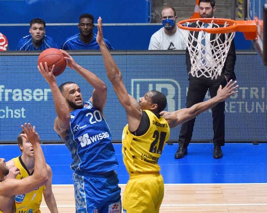 12.12.2020, xhbx, Basketball BBL Bundesliga, Frankfurt Skyliners - MHP Riesen Ludwigsburg emspor, v.l. Rasheed Moore (Fraport Skyliners Frankfurt), Tremmell Darden (MHP Riesen Ludwigsburg) (DFL DFB REGULATIONS PROHIBIT ANY USE OF PHOTOGRAPHS as IMAGE SEQUENCES and or QUASI-VIDEO) Frankfurt am Main