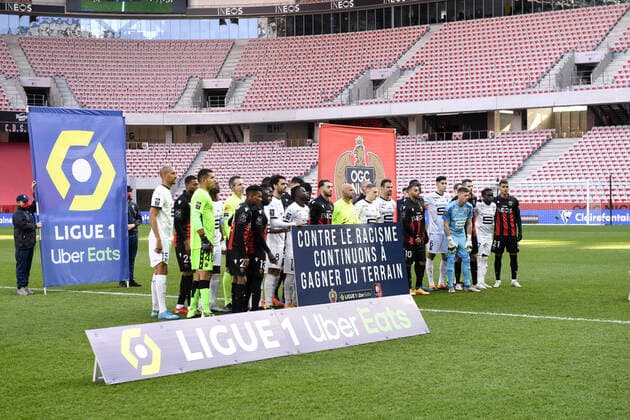 FAIR PLAY - PANCARTE - CAMPAGNE CONTRE LE RACISME - EQUIPE DE FOOTBALL DE NICE - EQUIPE DE FOOTBALL DE RENNES FOOTBALL : Nice vs Rennes - Ligue 1 Uber Eats - 13 12 2020 FEP Panoramic 