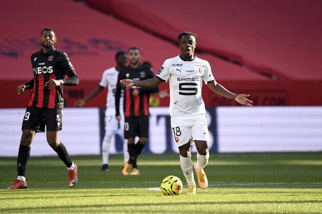 18 JEREMY DOKU (REN) - DECEPTION FOOTBALL : Nice vs Rennes - Ligue 1 Uber Eats - 13 12 2020 FEP Panoramic 