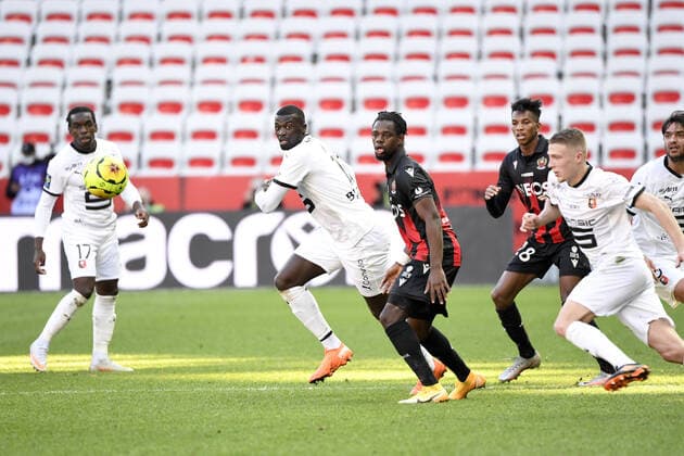 23 JORDAN LOTOMBA (NICE) - 11 MBAYE NIANG (REN) FOOTBALL : Nice vs Rennes - Ligue 1 Uber Eats - 13 12 2020 FEP Panoramic 